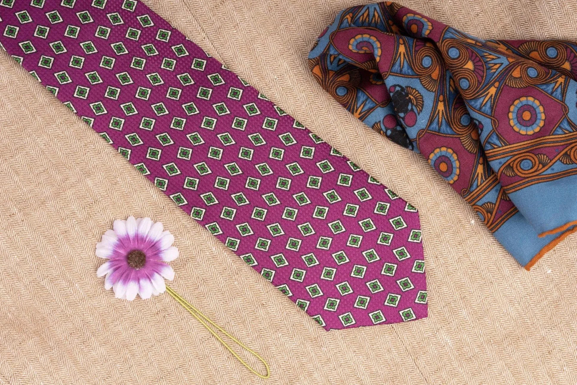 Begonia Purple & Diamond Jacquard Silk Tie