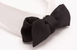 Black Batwing Silk Faille Grosgrain Bow Tie