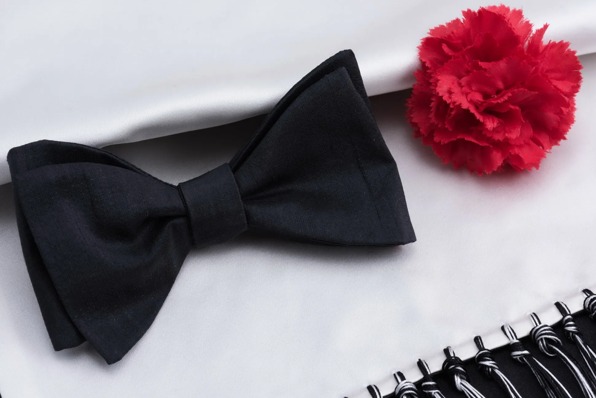 Black Butterfly Silk Shantung Bow Tie