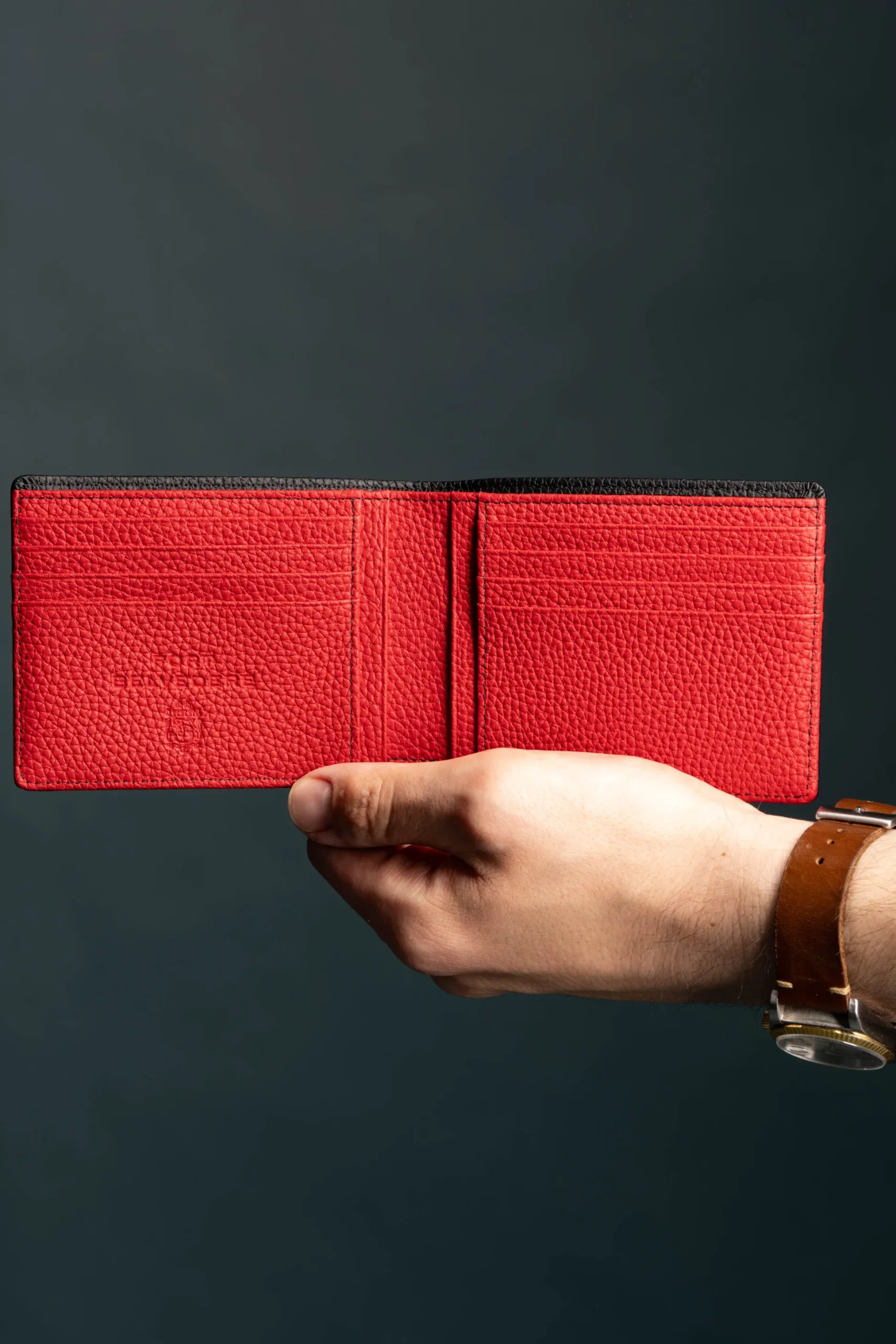 Classic 8 Card Bifold Black & Red Grained Leather Wallet