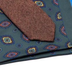 Dark Green Diamond Motif Silk Pocket Square