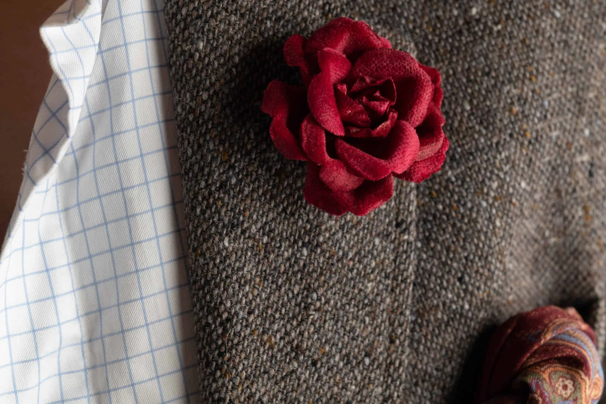 Dark Red Velvet Spray Rose Boutonnière Flower