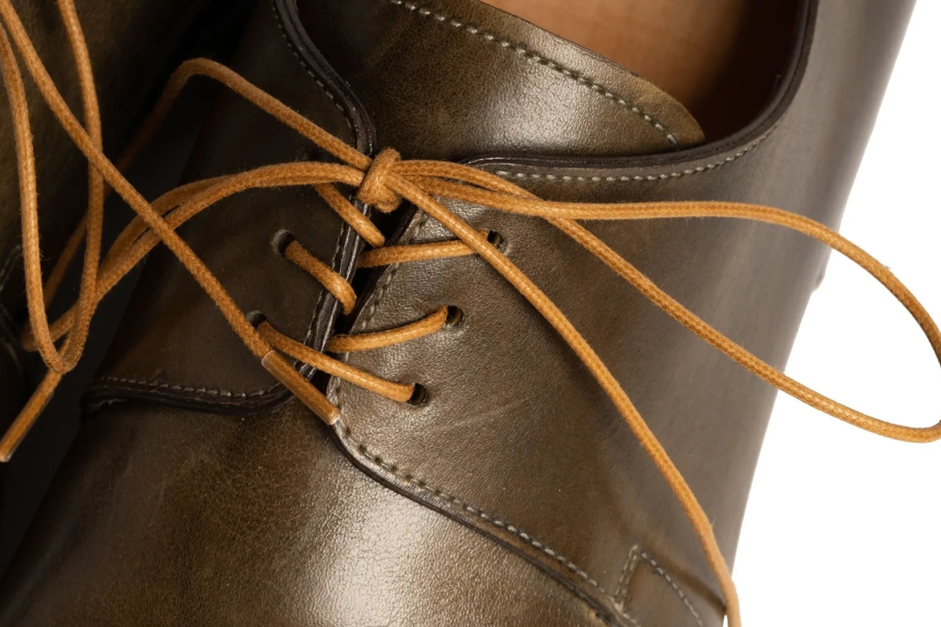 Flat Cognac Waxed Cotton Shoelaces