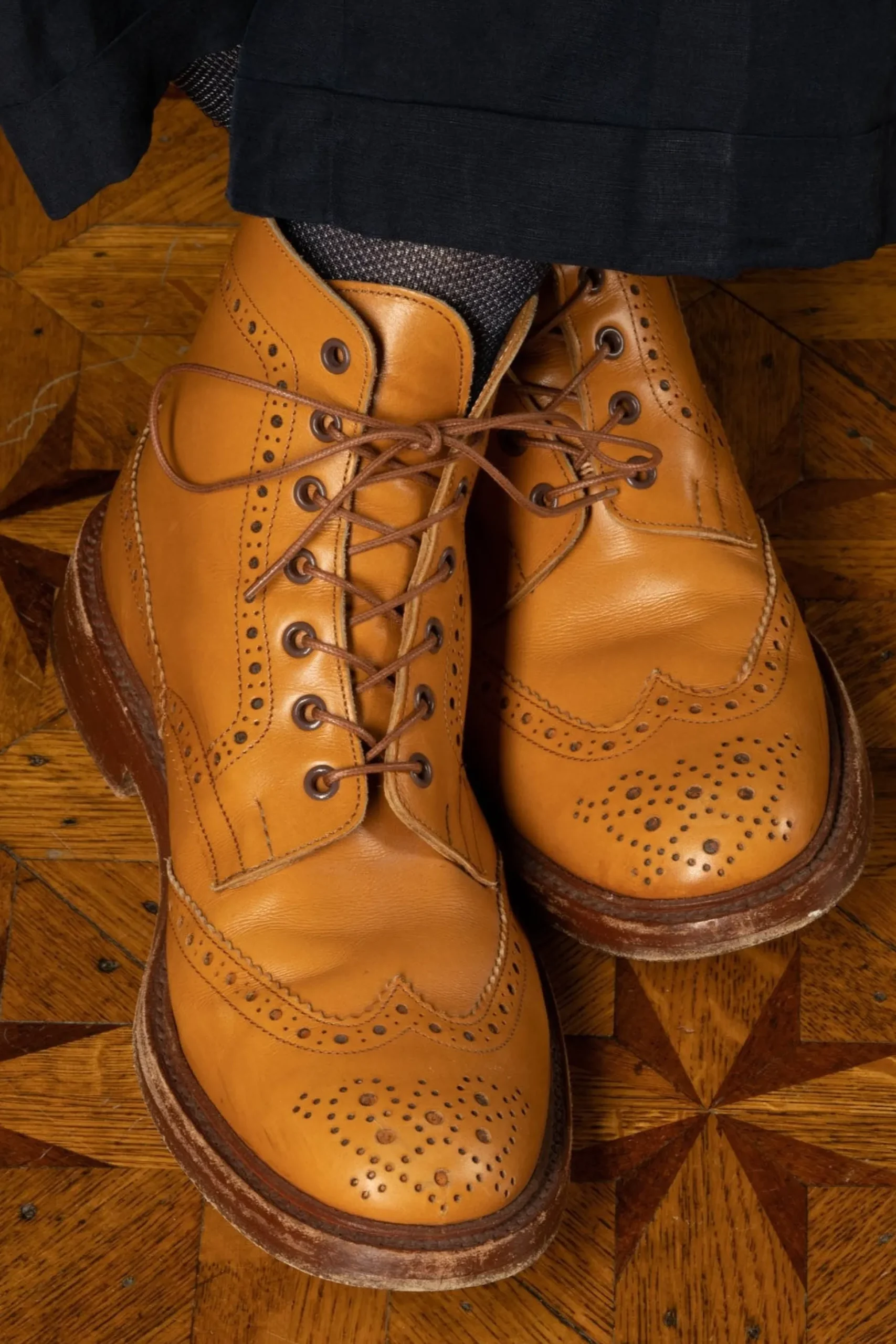 Flat Dark Cognac Waxed Cotton Shoelaces