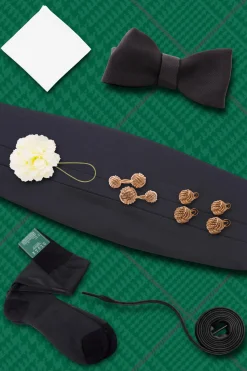 Luxury Black Tie Bundle with Yellow Gold Accessories