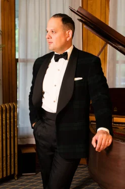 Luxury Black Tie Bundle with Yellow Gold Accessories