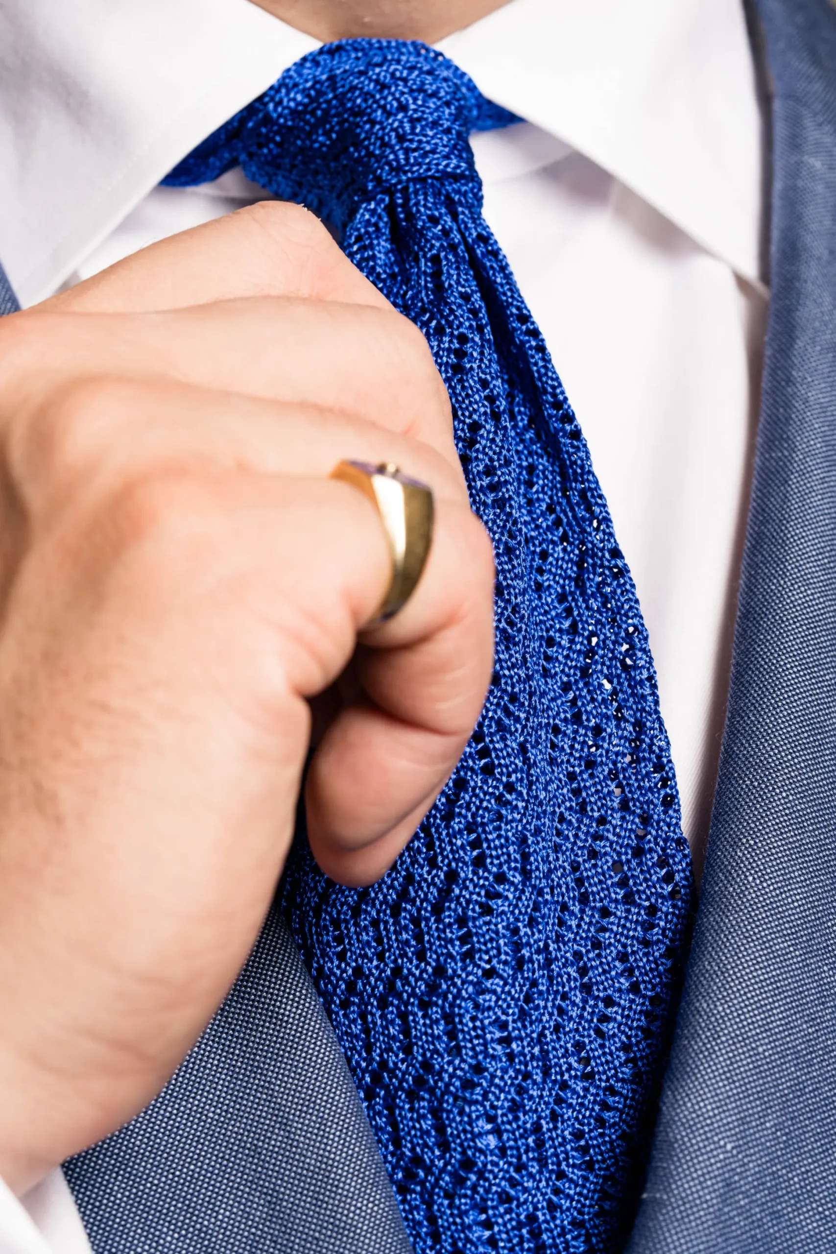 Ocean Blue Zigzag Silk Knit Tie