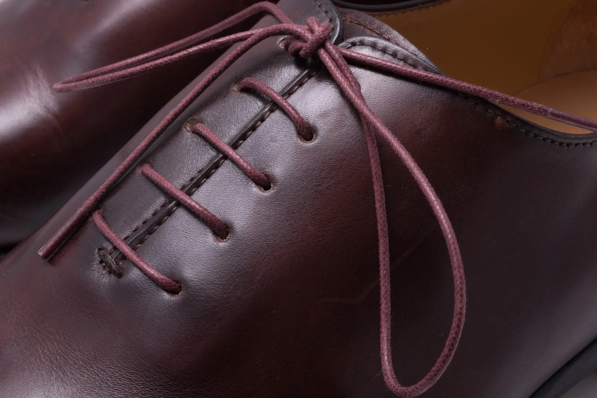 Round Burgundy Waxed Cotton Shoelaces