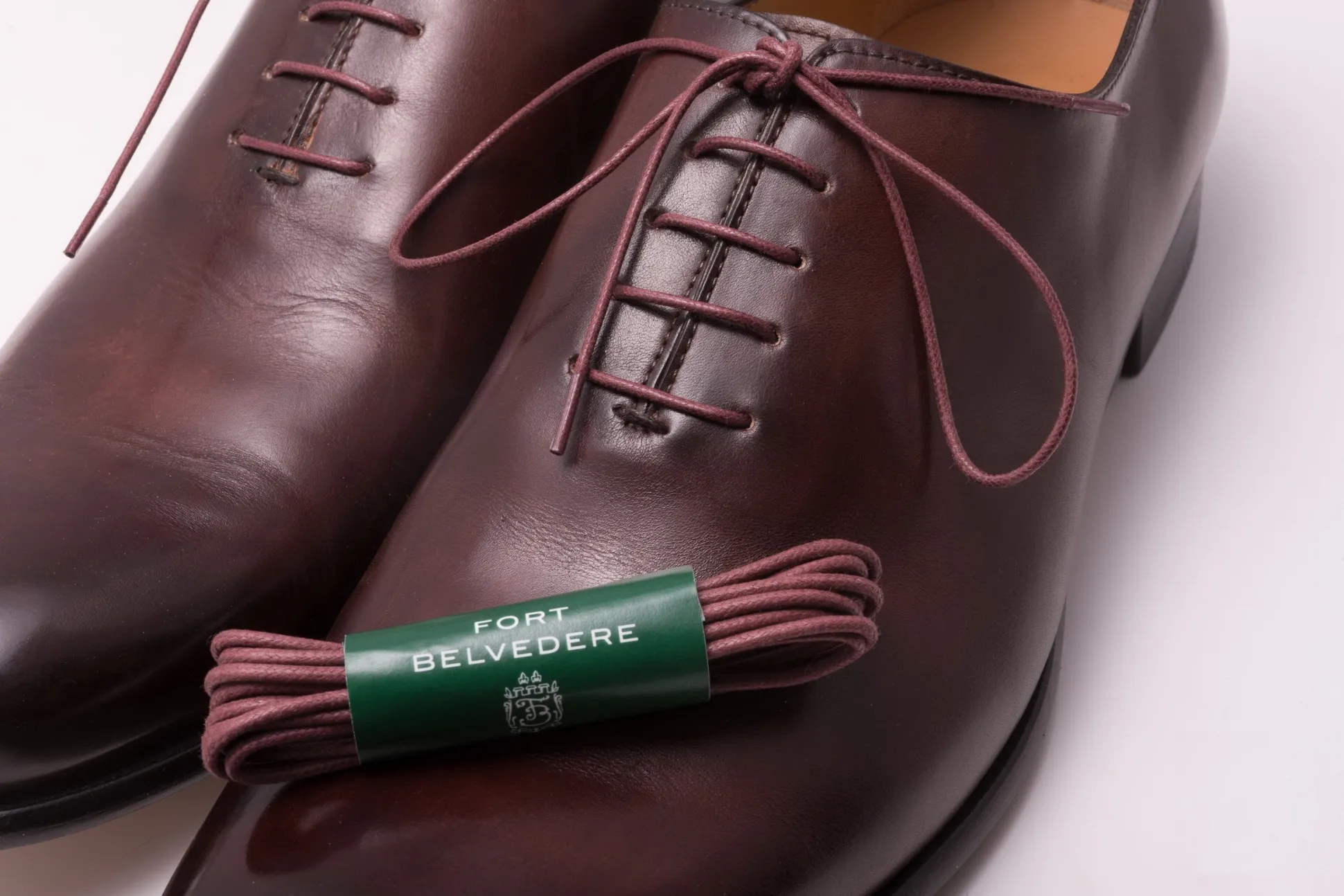 Round Burgundy Waxed Cotton Shoelaces