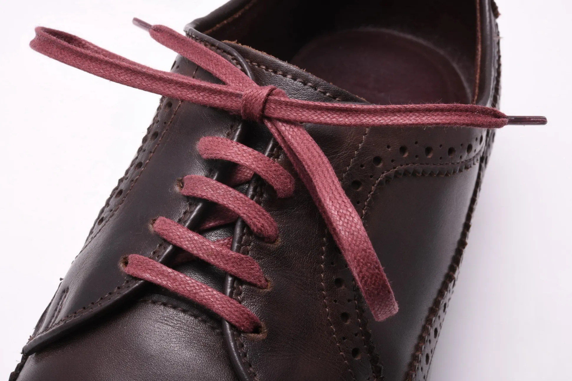 Round Burgundy Waxed Cotton Shoelaces