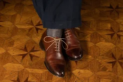 Round Dark Havana Brown Waxed Cotton Bootlaces