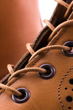 Round Light Brown Waxed Cotton Bootlaces