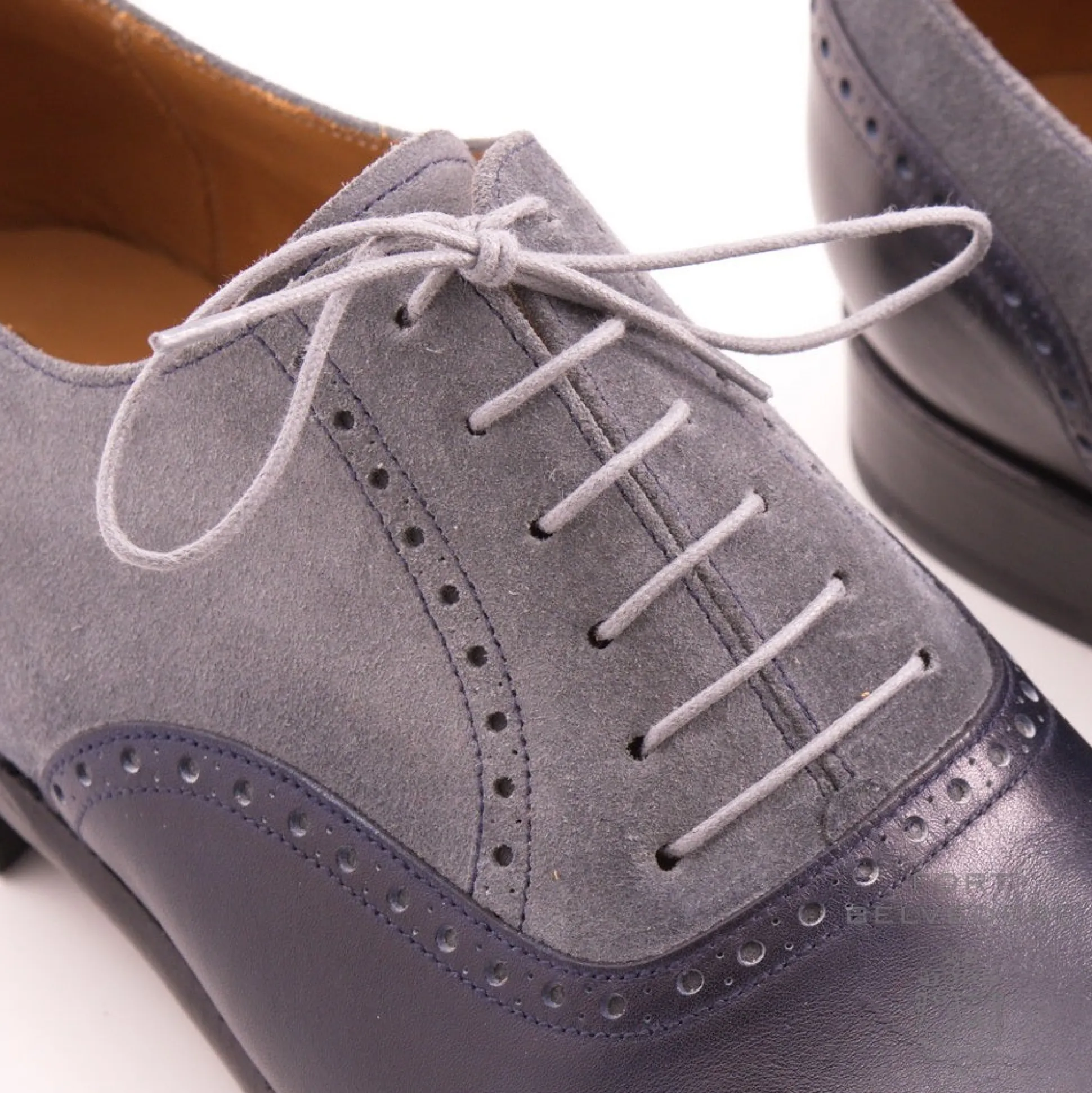 Round Light Gray Waxed Cotton Bootlaces