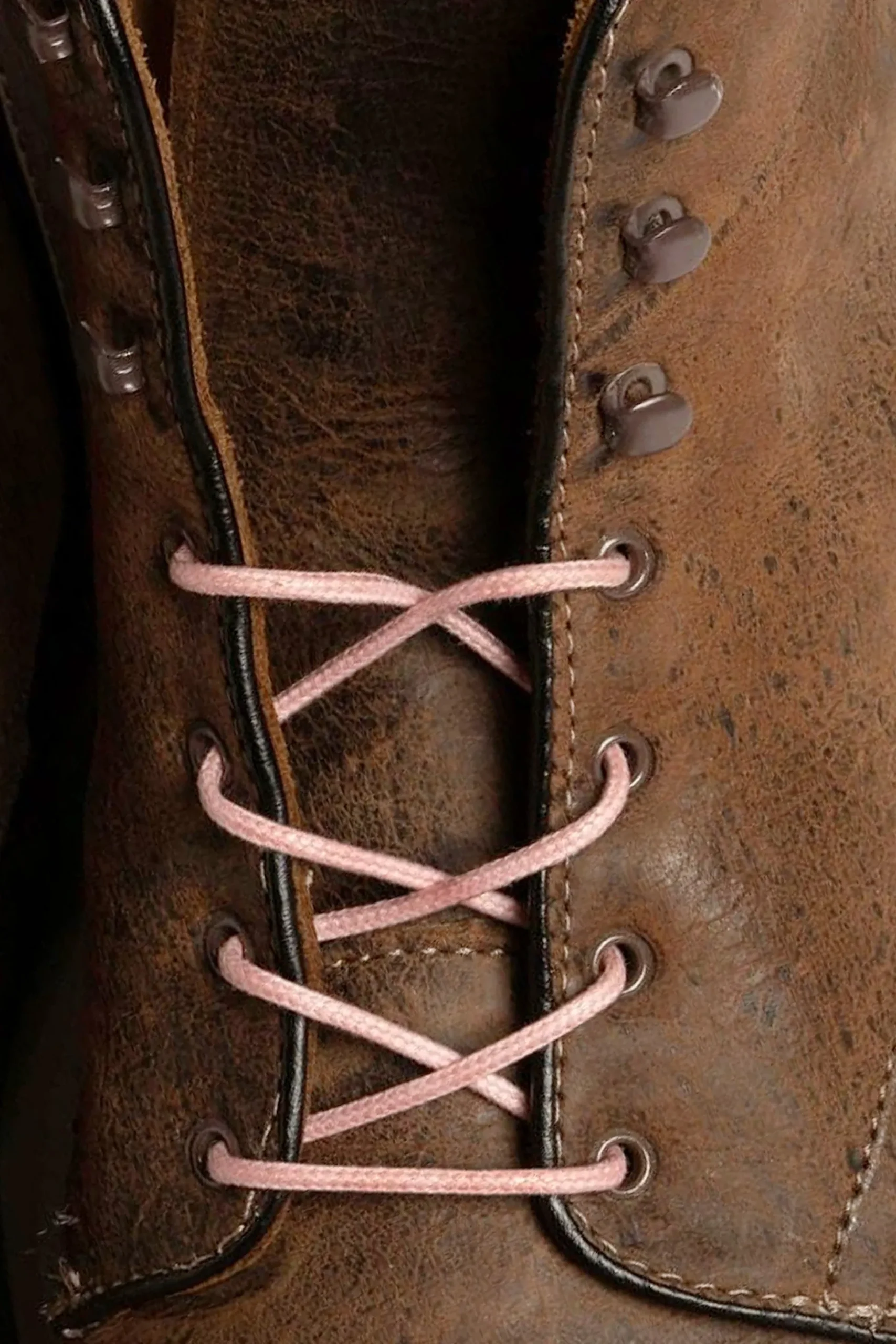 Round Pale Pink Waxed Cotton Bootlaces