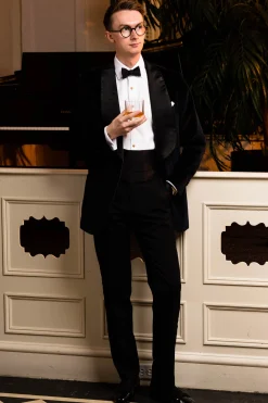 Small Black Single-End Silk Moiré Bow Tie