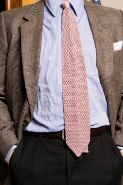 Vintage Pink Zigzag Silk Knit Tie
