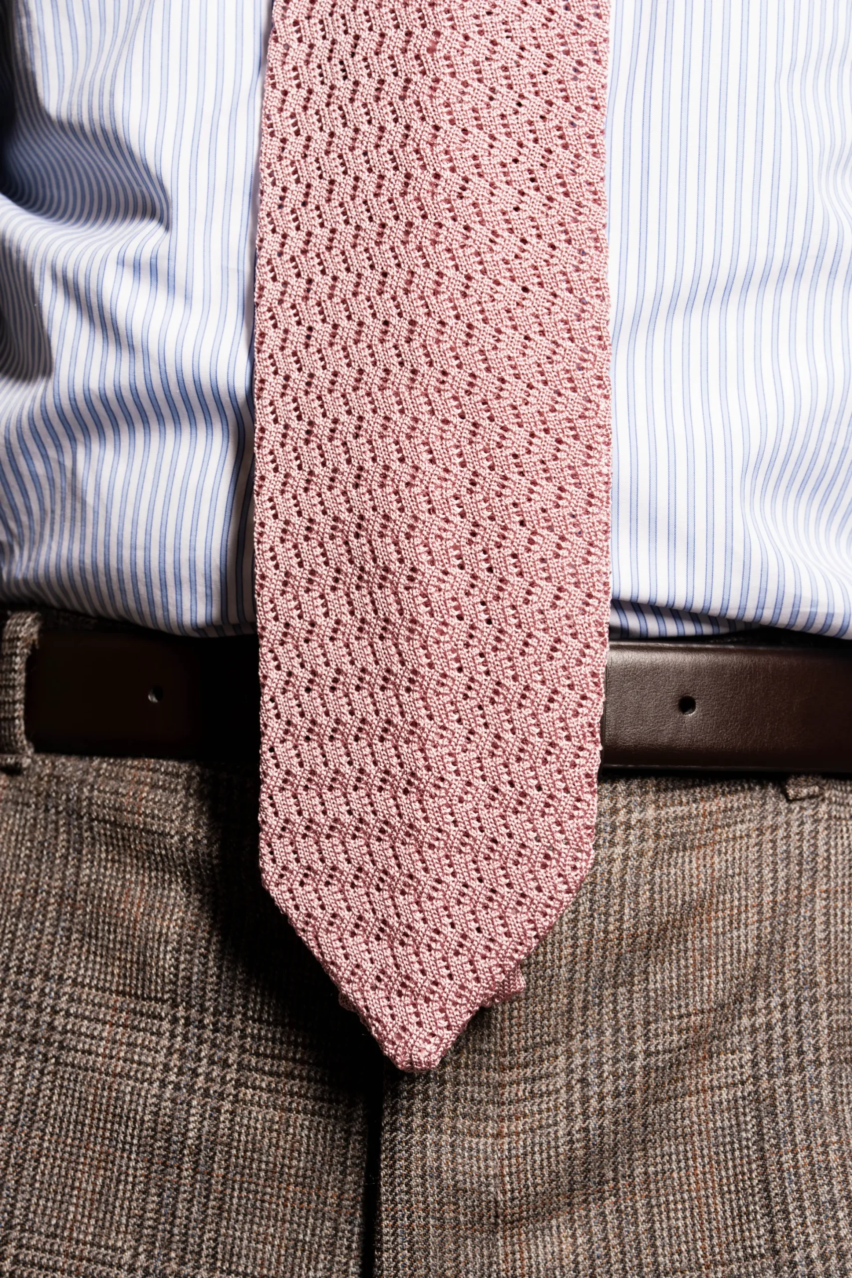 Vintage Pink Zigzag Silk Knit Tie