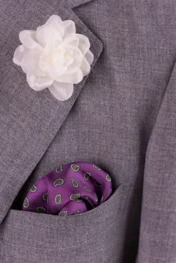 White Spray Rose Boutonnière Flower